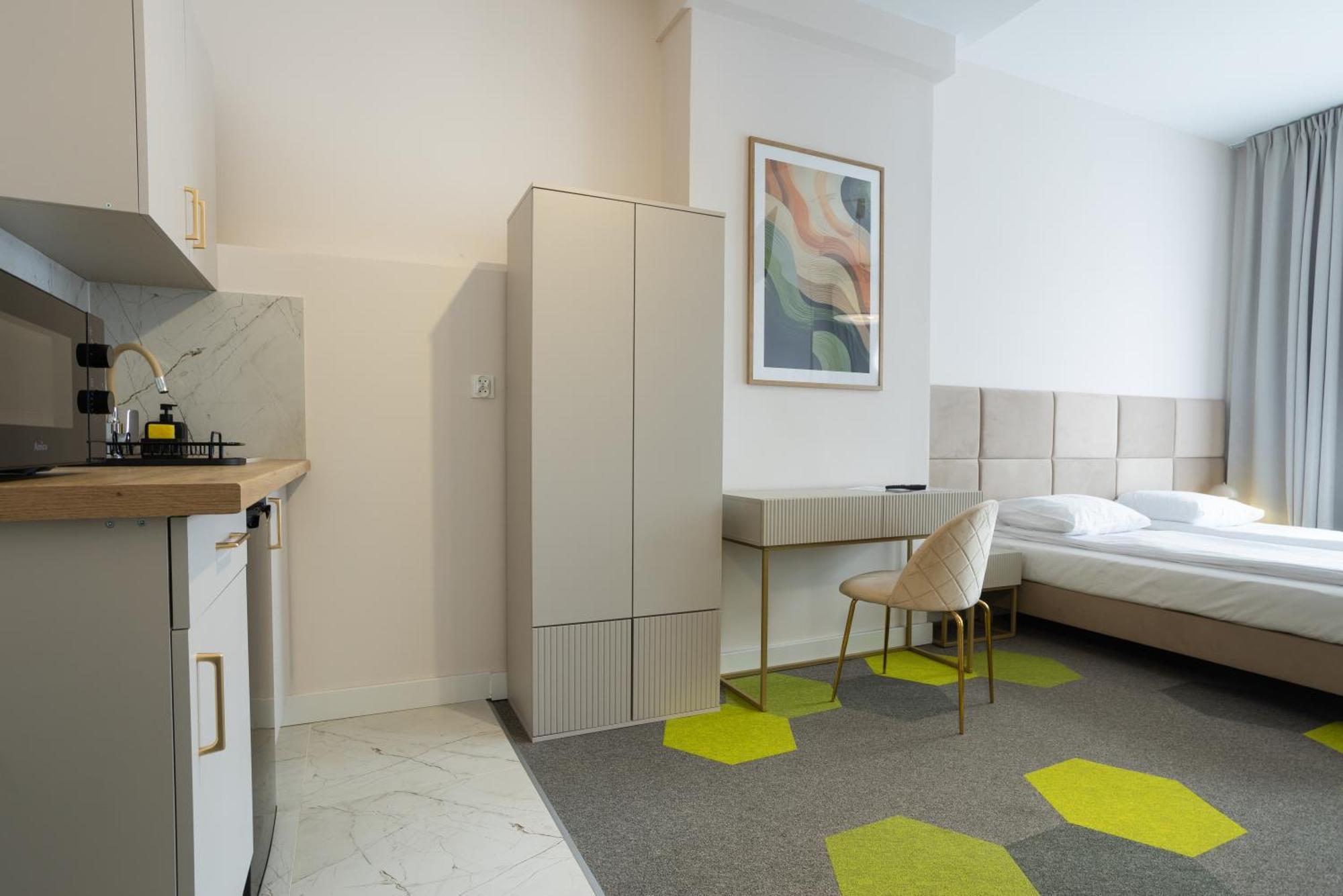 Moon Aparthotel — Zdjęcia 1